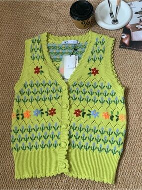 ZARA Floral Knit Vest Lime Green Embroidered Button Up S NWT